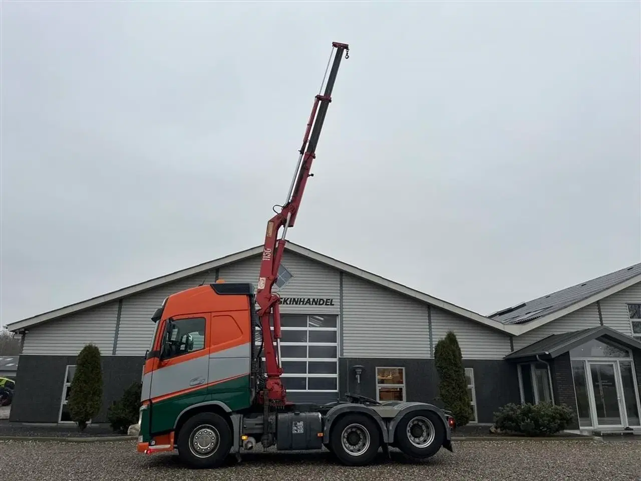 Billede 5 - Volvo FH 500 6x4 med tandemløft og aftagelig HMF 1150 kran+ 2 strengs hydraulik