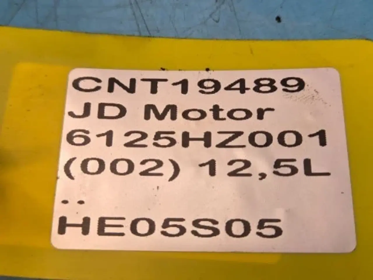 Billede 9 - John Deere 6125HZ001 Thermostat Døksel RE502570
