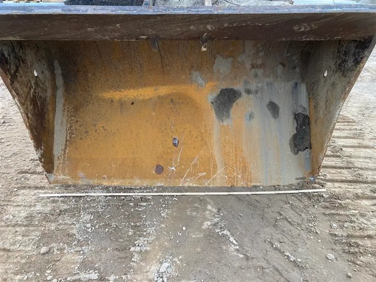 Billede 23 - New Holland E 265 LC Kipbart planerblad og graveskovl