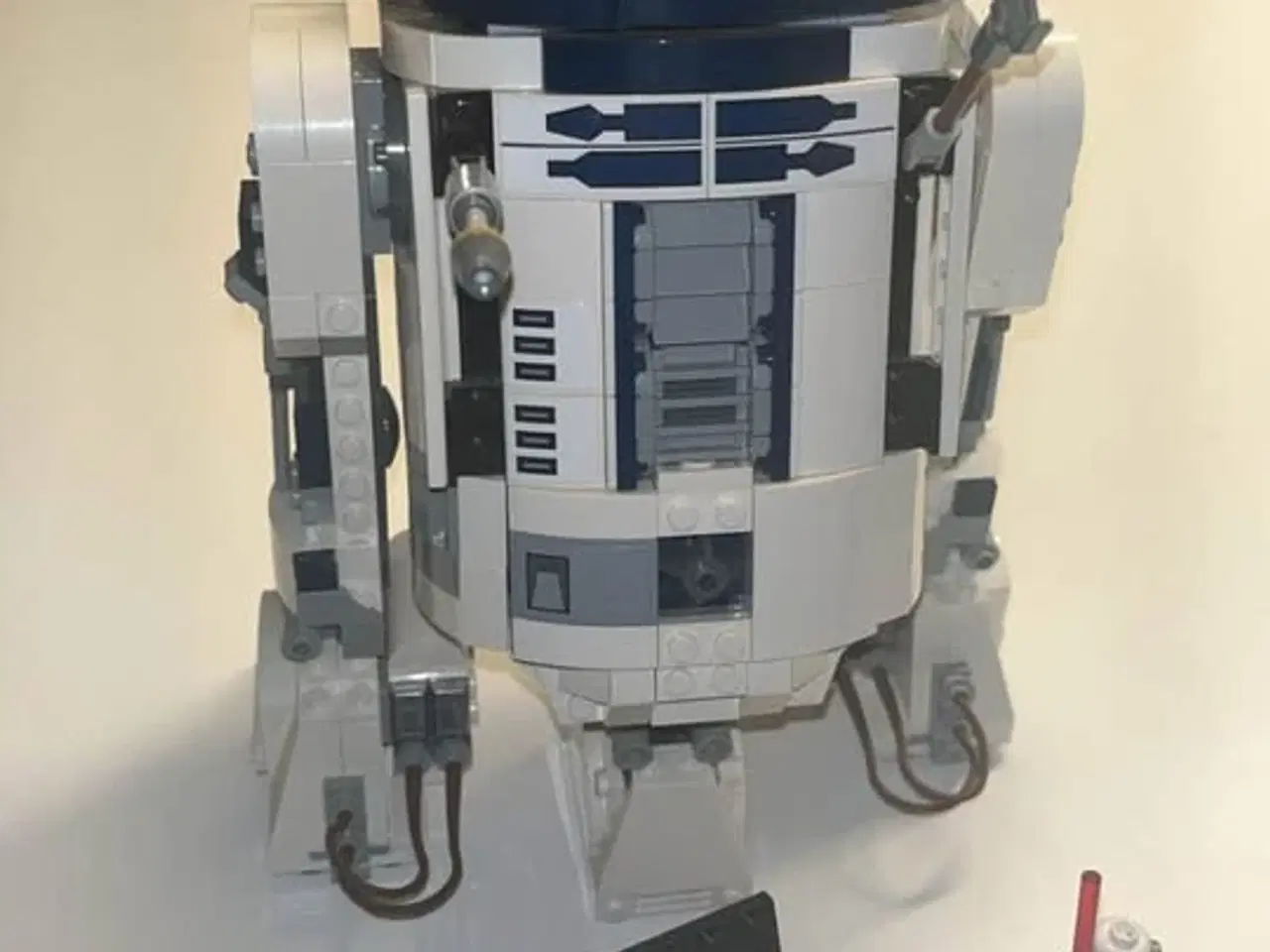 Billede 2 - Lego R2D2 sælges