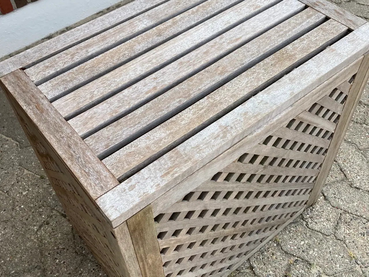 Billede 2 - Vasketøjskurv teak