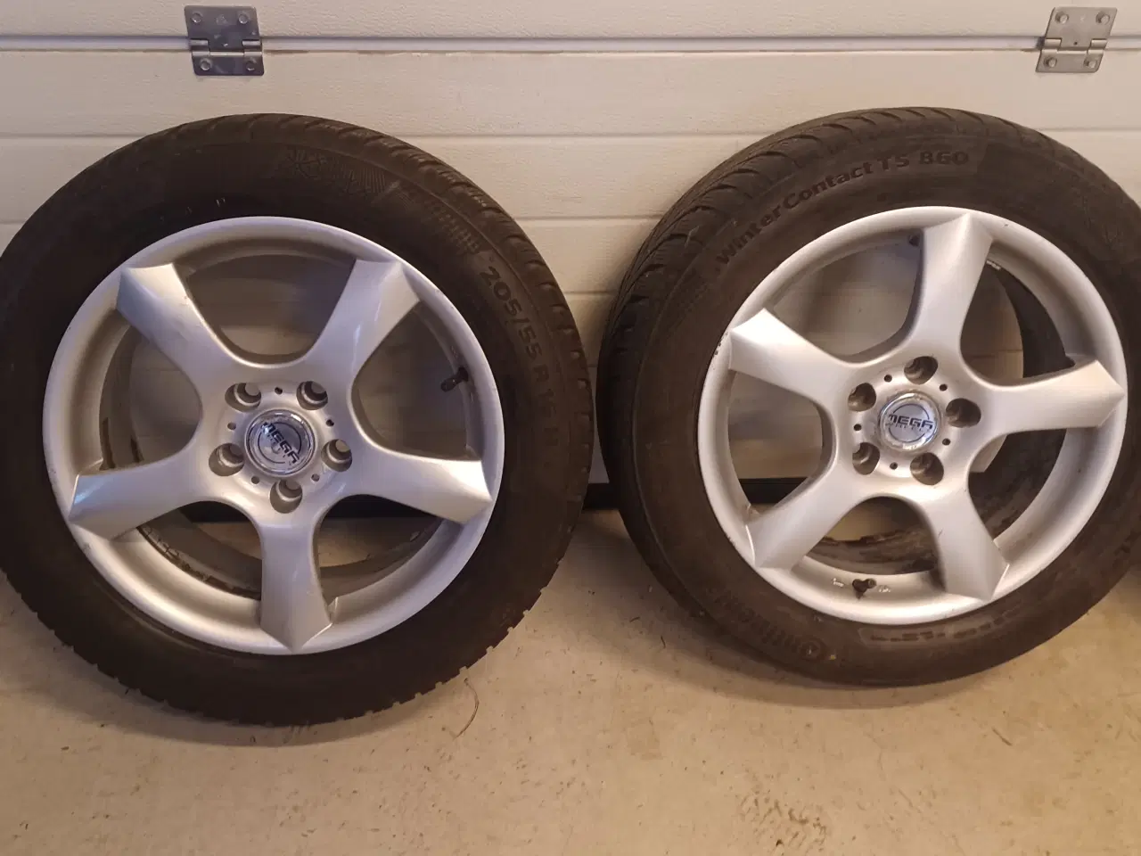 Billede 2 - VW, Skoda alufælge med vinterdæk.