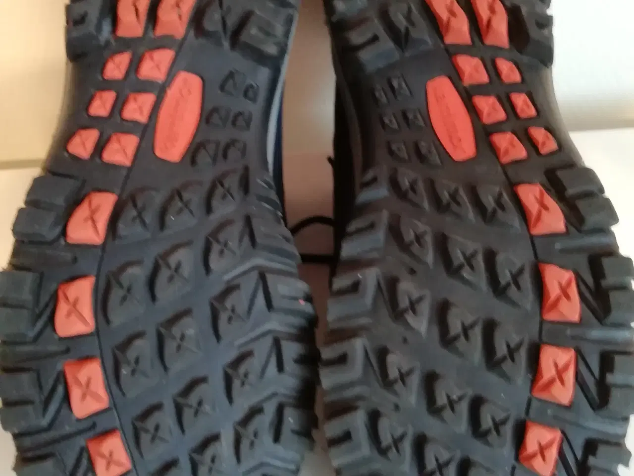 Billede 2 - Fritidssko str. 43, Karrimor