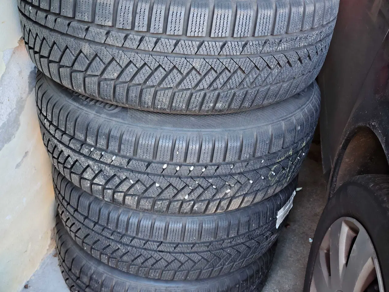 Billede 2 - Lovlige og godkendte vinterdæk 17"