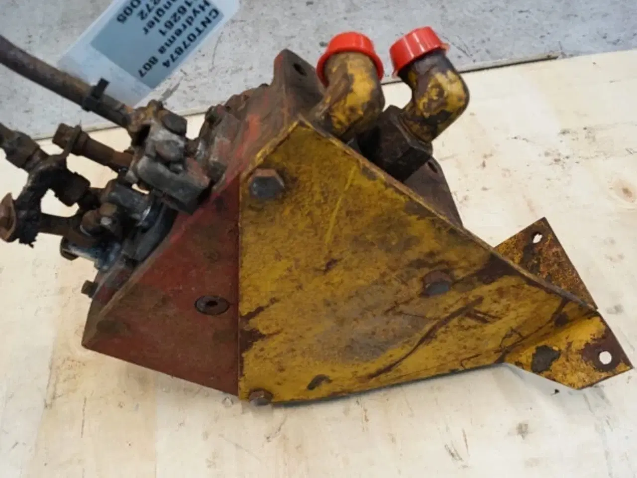 Billede 3 - Hydrema 807 Hydraulikventil 516261