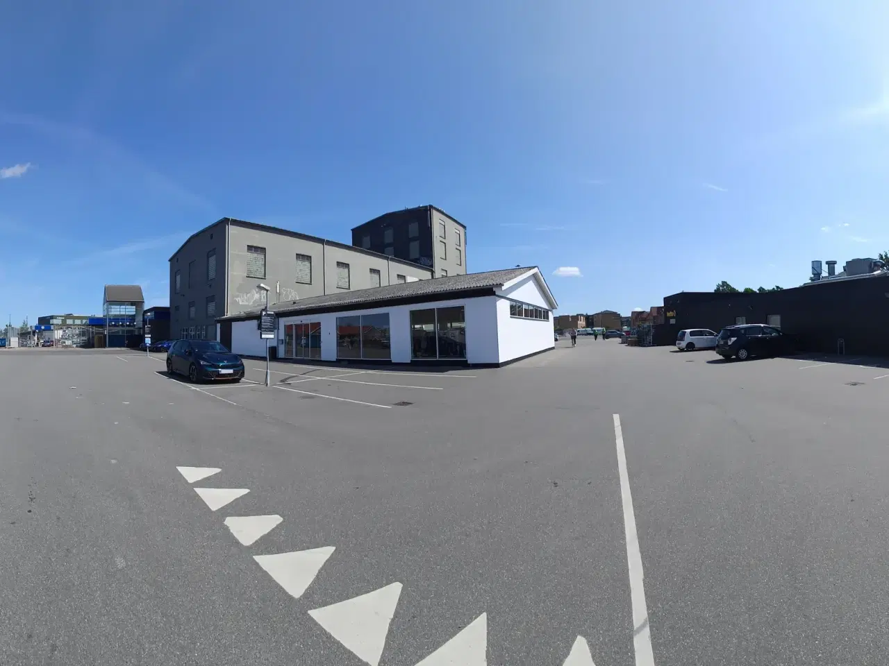 Billede 5 - Parkeringsabonnement - Roersvej 33. 5000 Odense