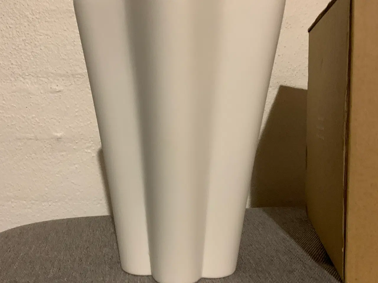 Billede 2 - Hay IRIS Vase