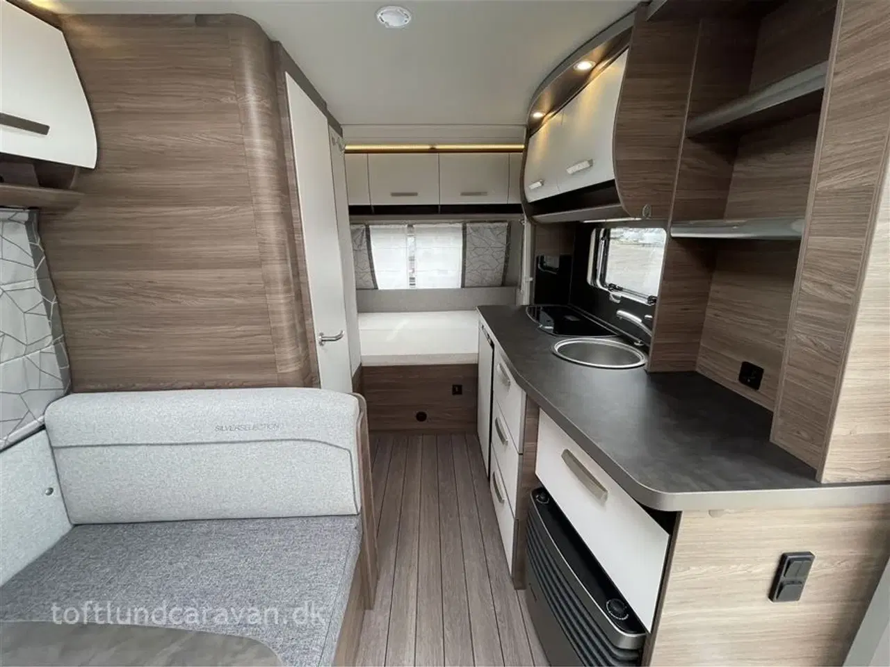 Billede 8 - 2021 - Knaus Sport Silver Selection   Fremtræder som NY overalt, m/MOVER + GULVVARME + ISABELLA fortelt mv. LAV VÆGT.