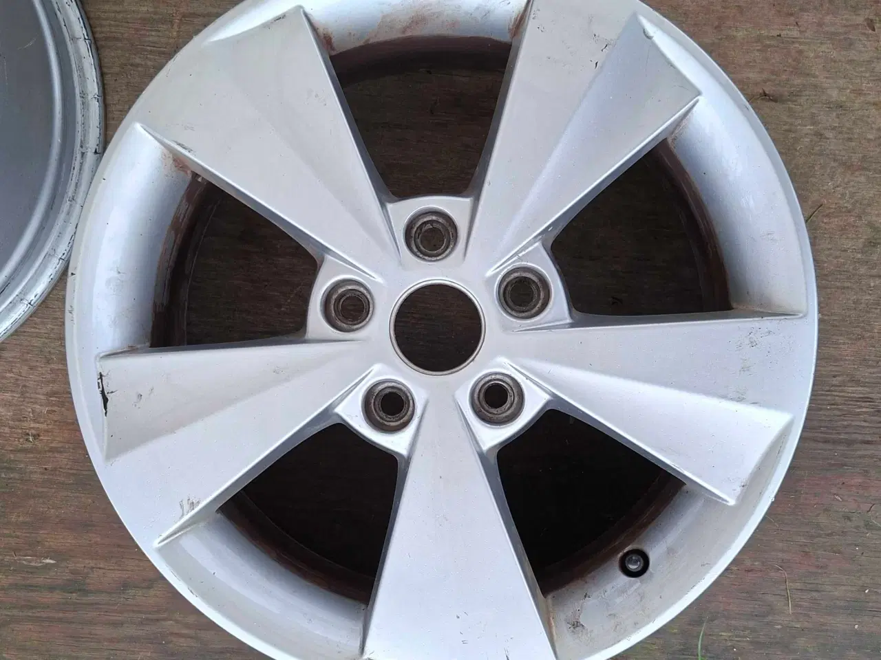 Billede 2 - Skoda alufælge 
