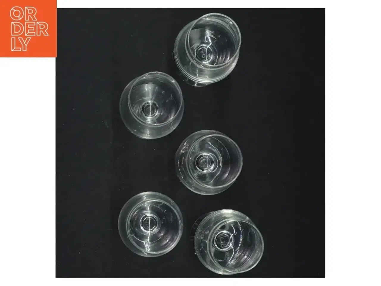 Billede 2 - Fem glas med mønstret kant (str. 12 cm)