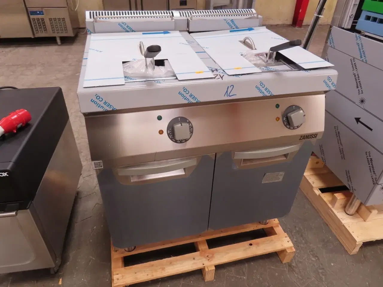 Billede 1 - Dobbelt fristuresteger - ZANUSSI (ny)