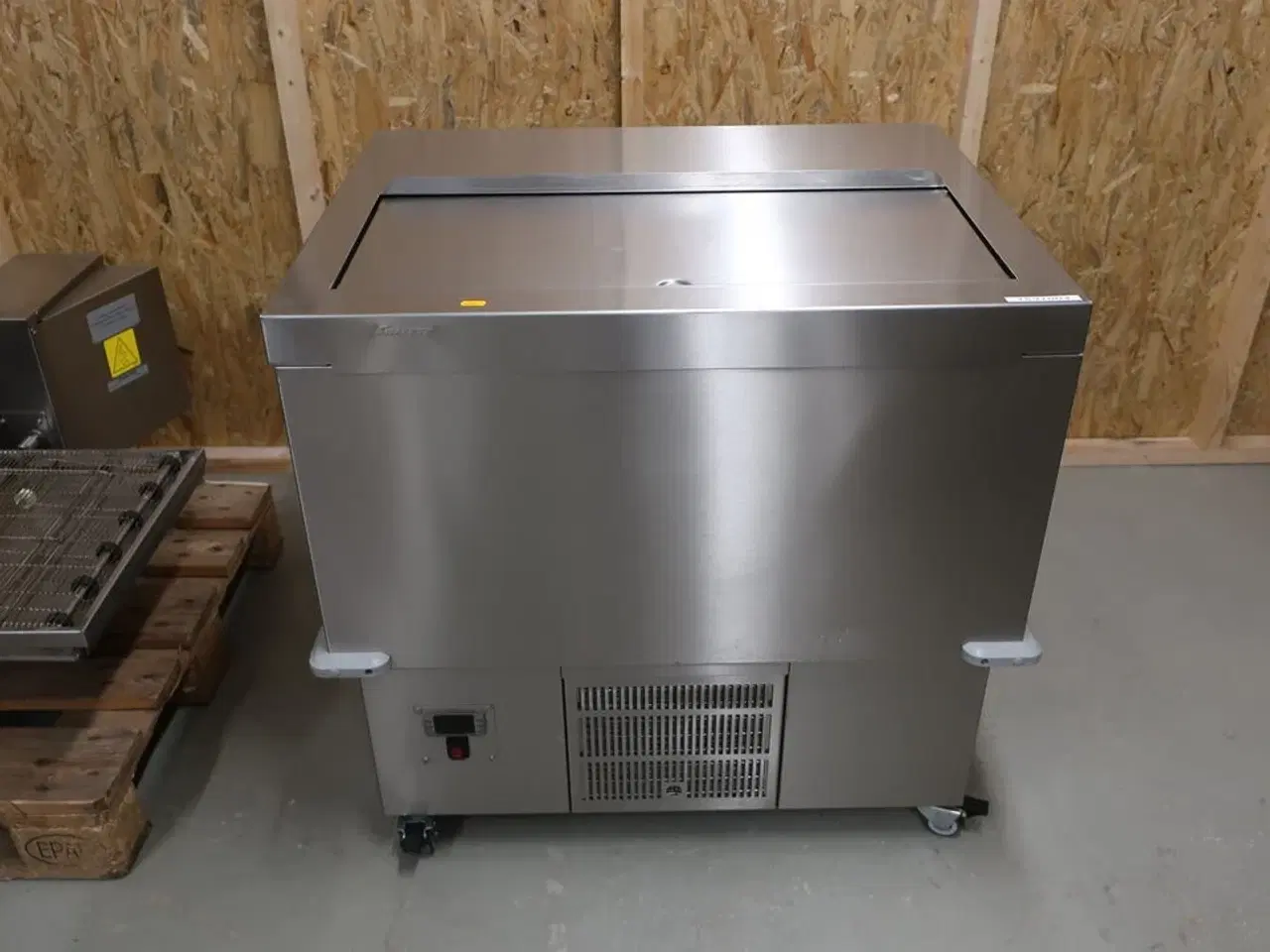 Billede 2 - Fryseboks FOLLETT Freezer ZF 130