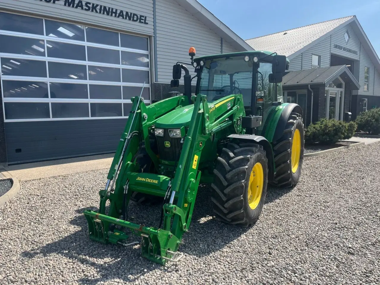 Billede 8 - John Deere 5115M Med frontlæsser, som ny