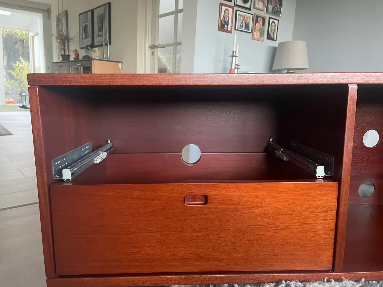 Billede 3 - TV møbel / stereobænk