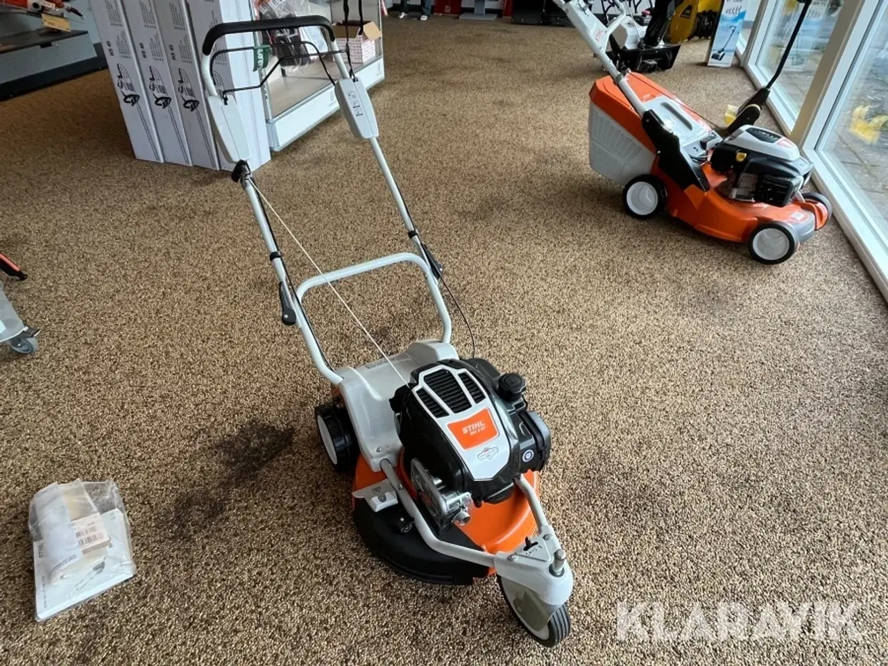 Billede 2 - Græsslåmaskine Stihl RM3RT