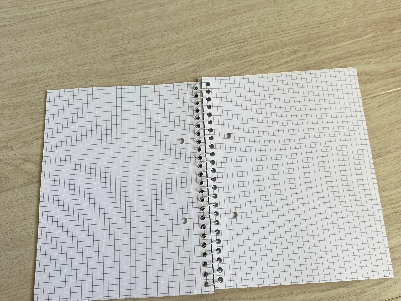 Billede 2 - Notes bog med firkanter 
