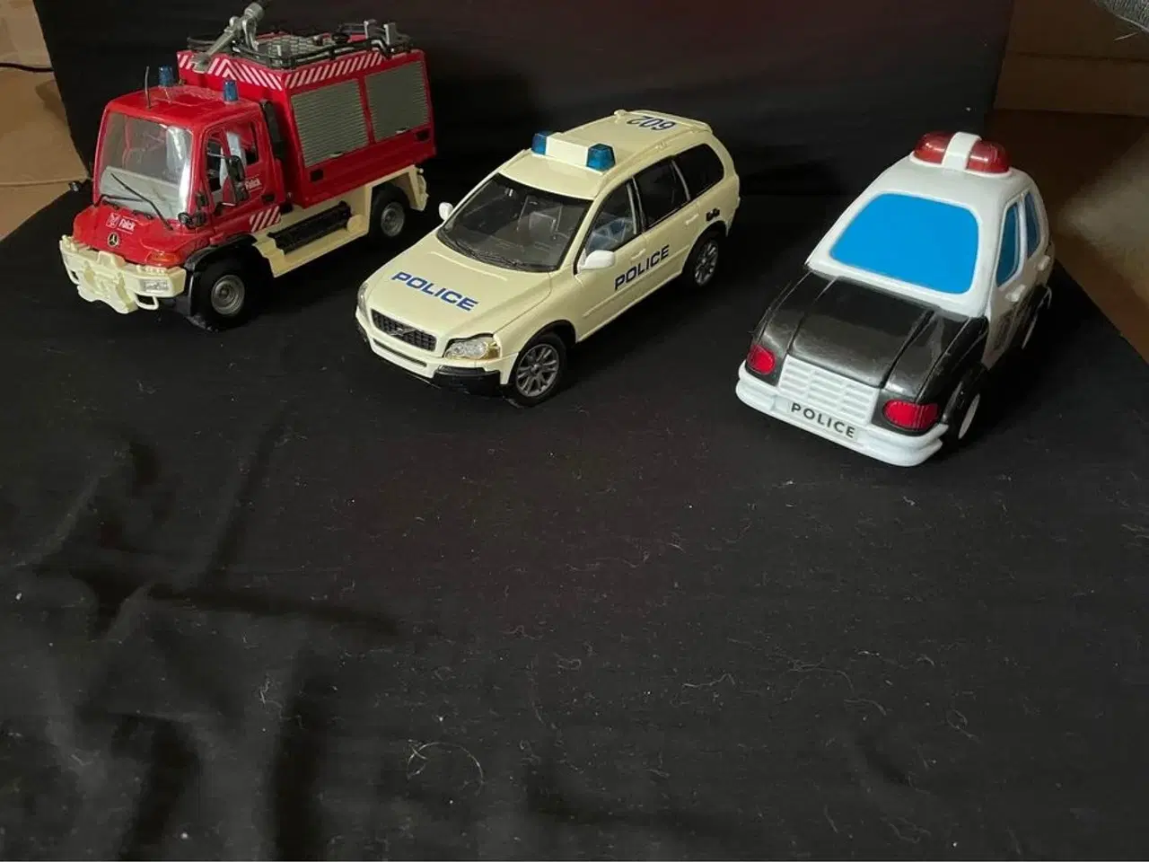 Billede 1 - Legetøjsbiler