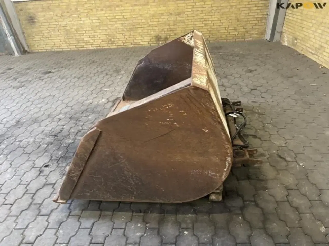 Billede 8 - - - - Skovl med tip