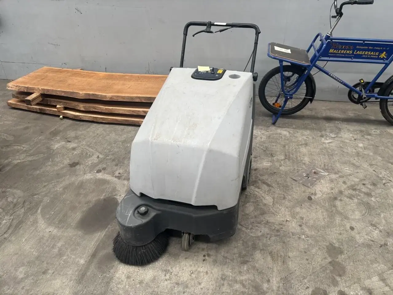 Billede 2 - Fejemaskine NILFISK SW 700S