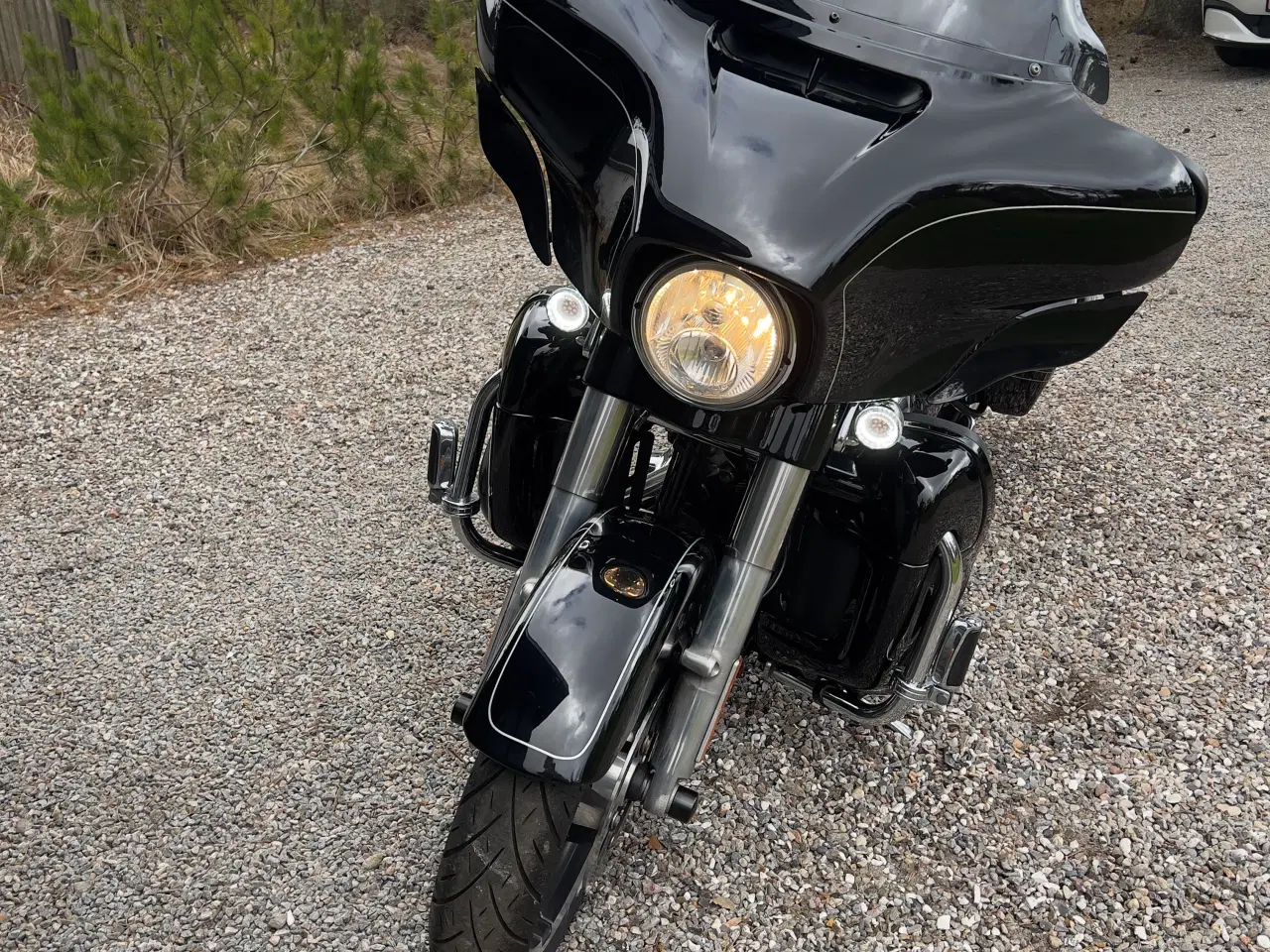 Billede 4 - Velholdt Harley Davidson Street Glide Special