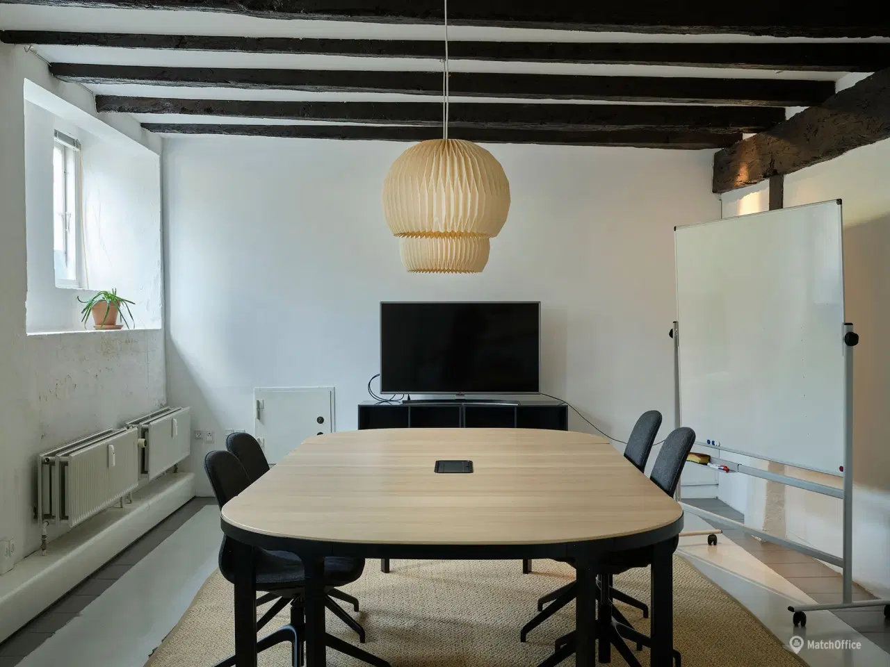 Billede 3 - Nyistandsat kontorlejemål i to plan. tæt på Christianshavns Torv og alt dets leben.