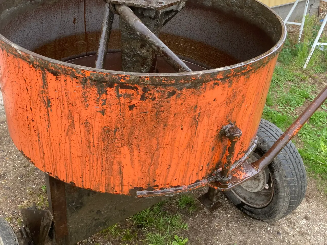 Billede 2 - Tvangsblander 300 l