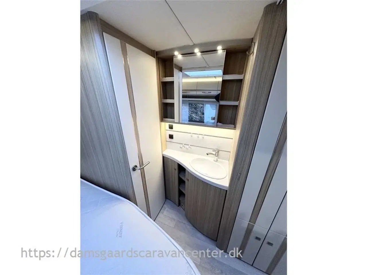 Billede 15 - 2017 - Fendt Bianco Activ 495 SFE   Franskseng-Mover-Gulvtemp.-Telt