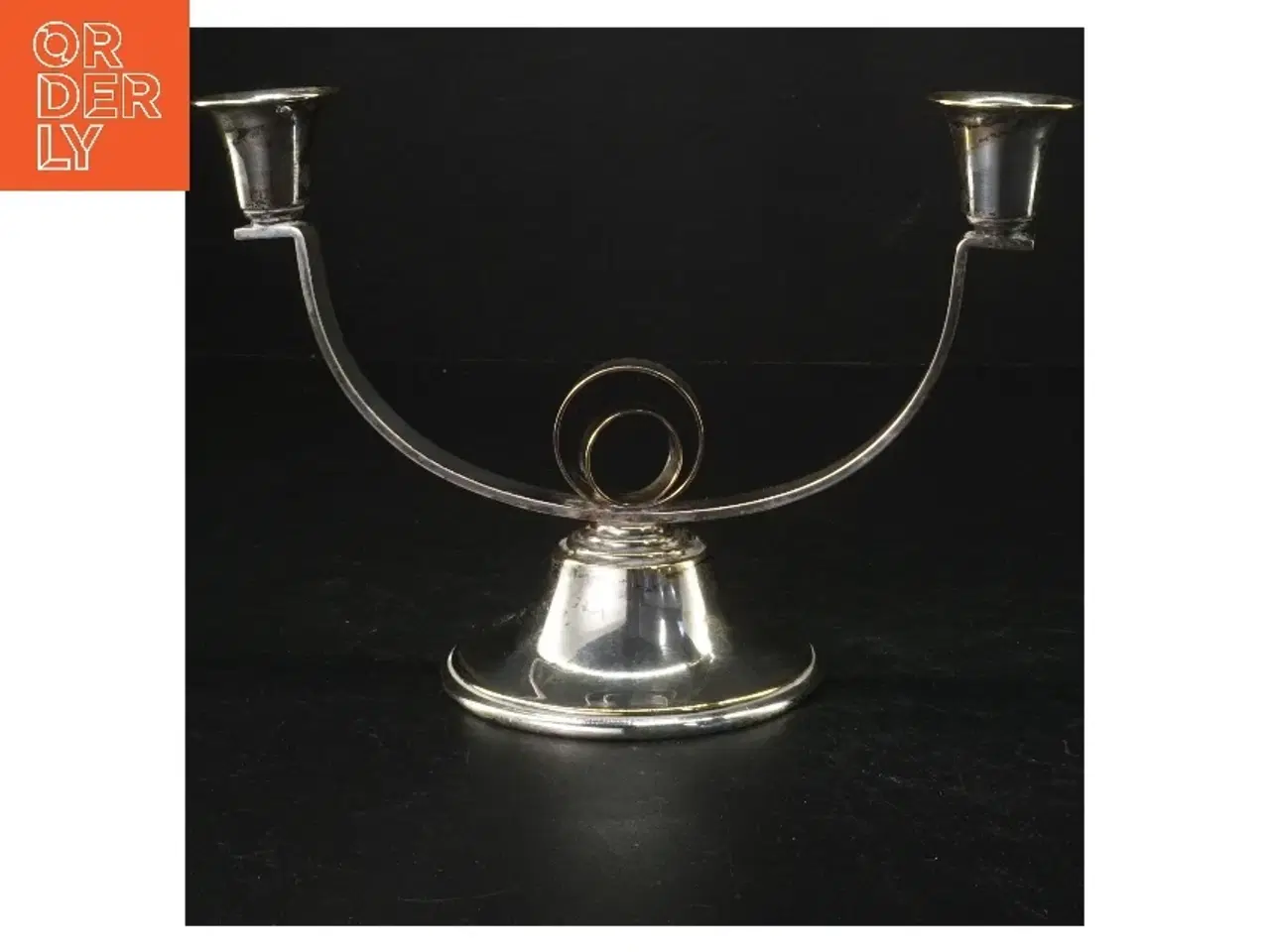 Billede 1 - Sølvfarvet lysestage (str. H. 16 cm. b. 23 cm)