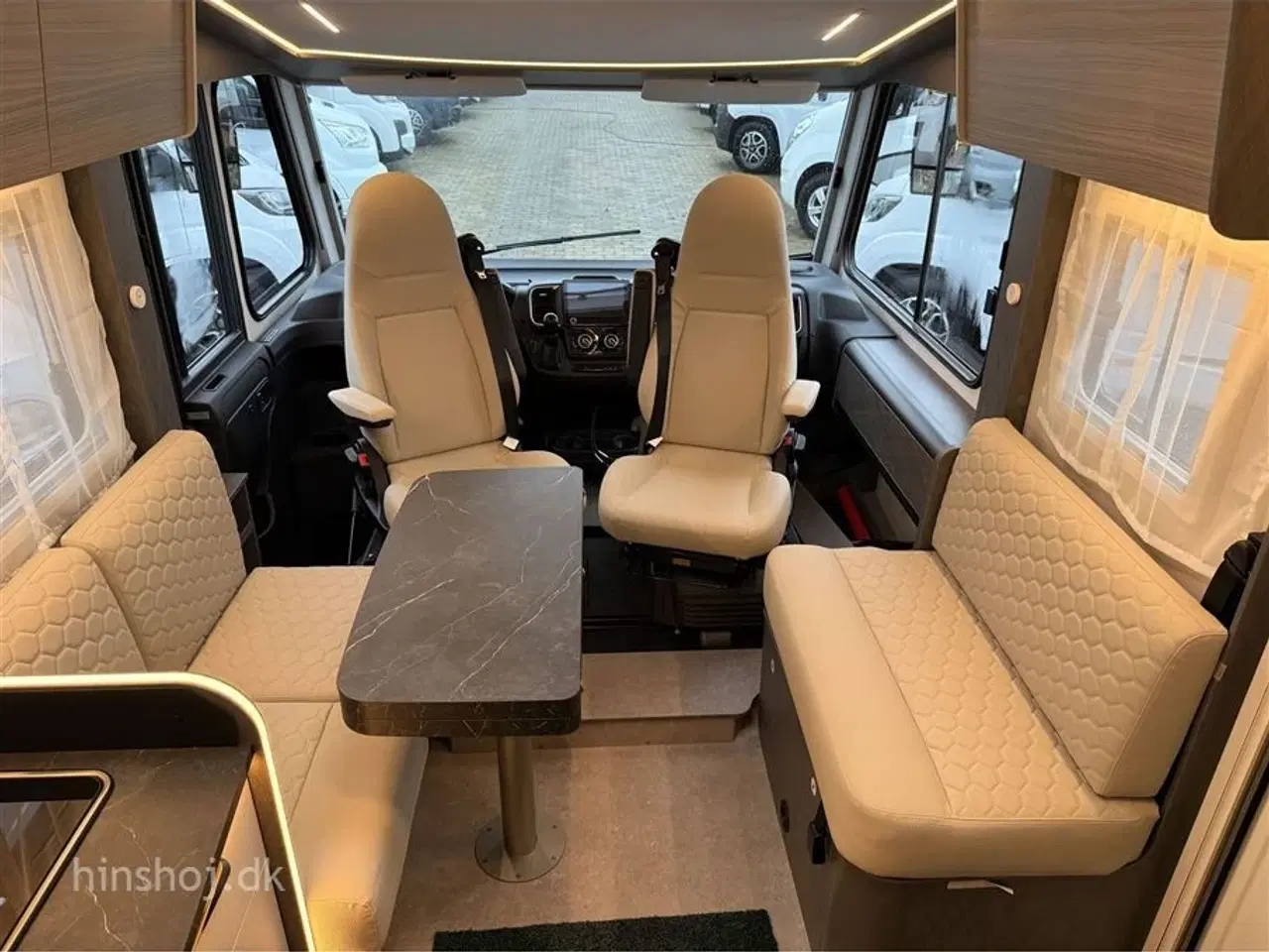 Billede 6 - 2026 - Etrusco I 7400 SBC Scandic Edition Etrusco by Hymer er Italiensk Elegance og Komfort fra Hinshøj Caravan