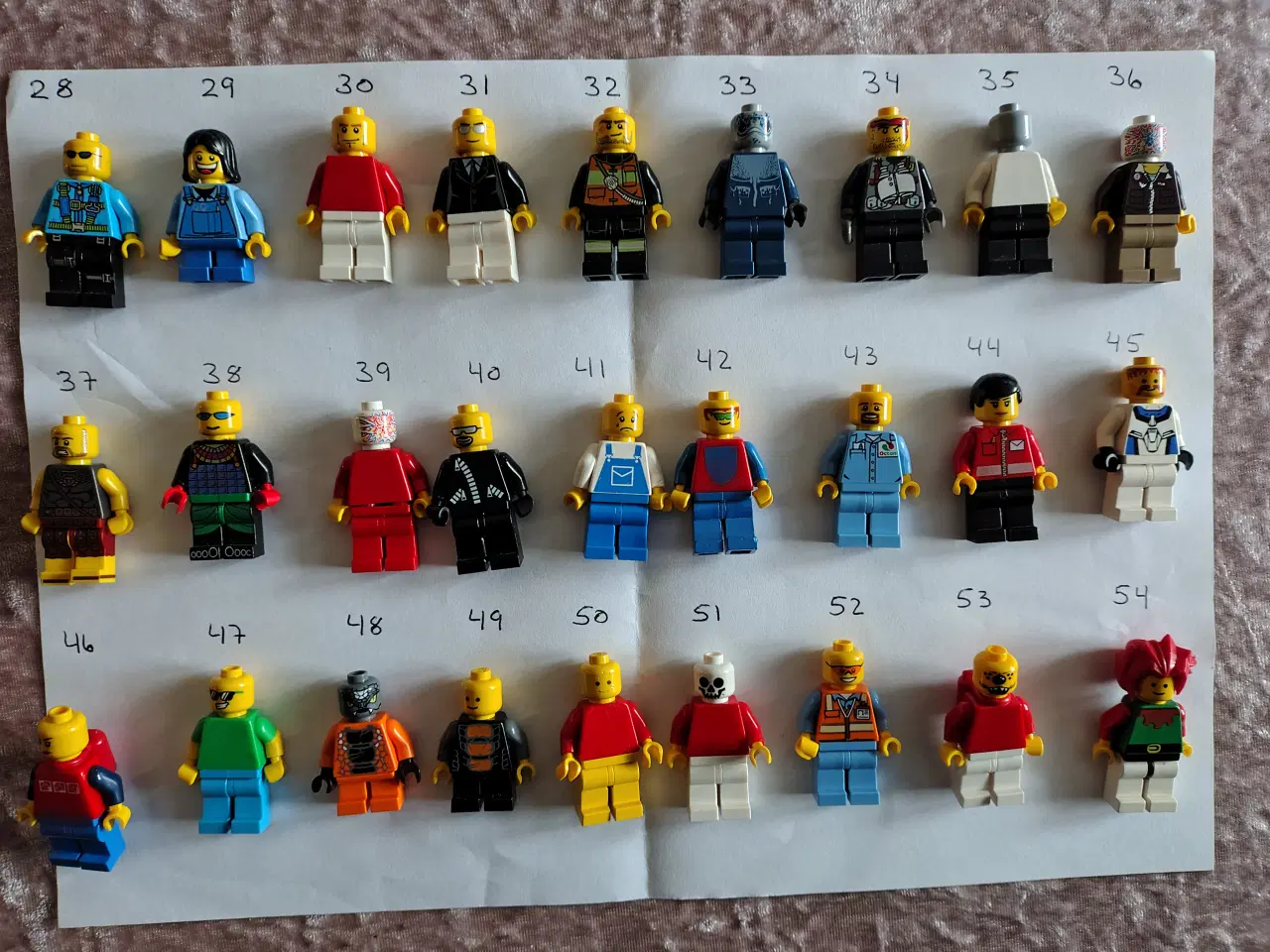 Billede 2 - Lego figurer 54 stk