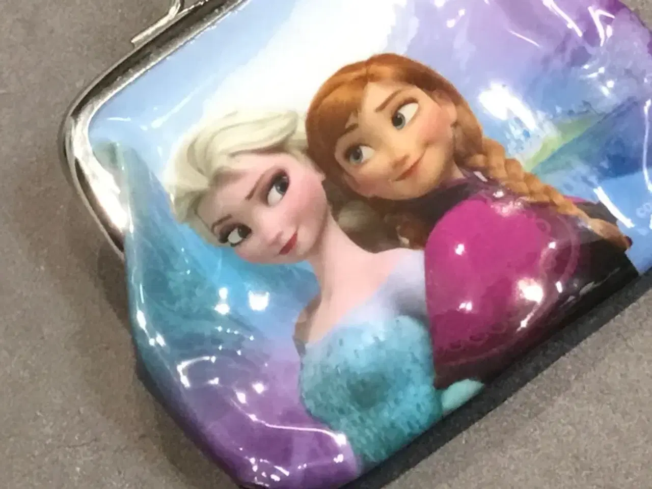 Billede 3 - Frost pung møntpung med Elsa og Anna fra Frost
