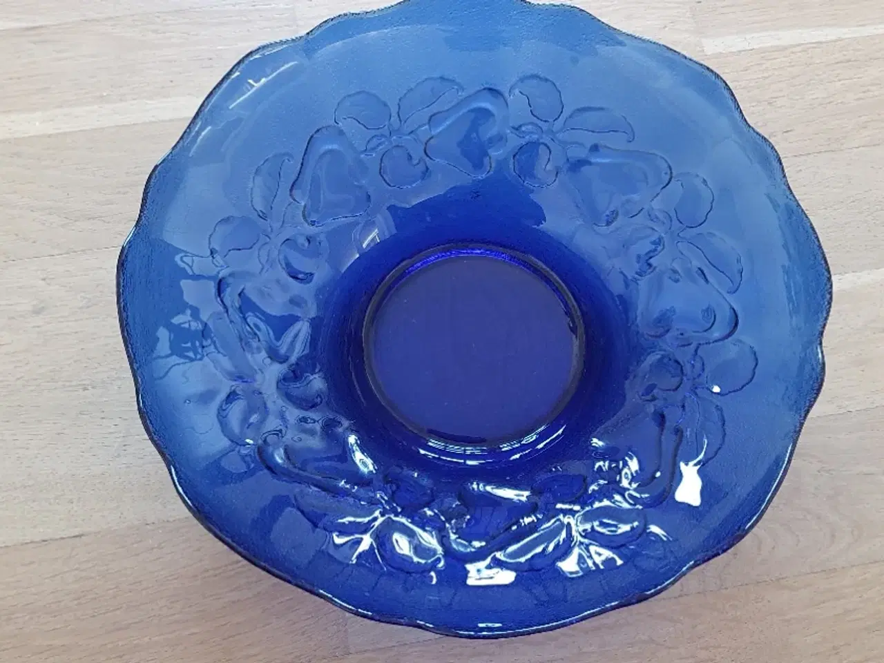 Billede 3 - Tallerkener og Skål