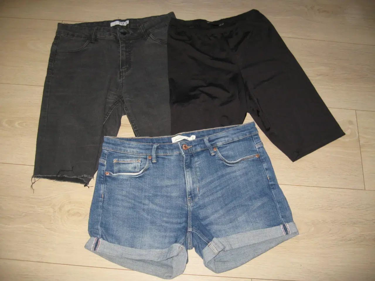 Billede 1 - Tøjpakke str ca M