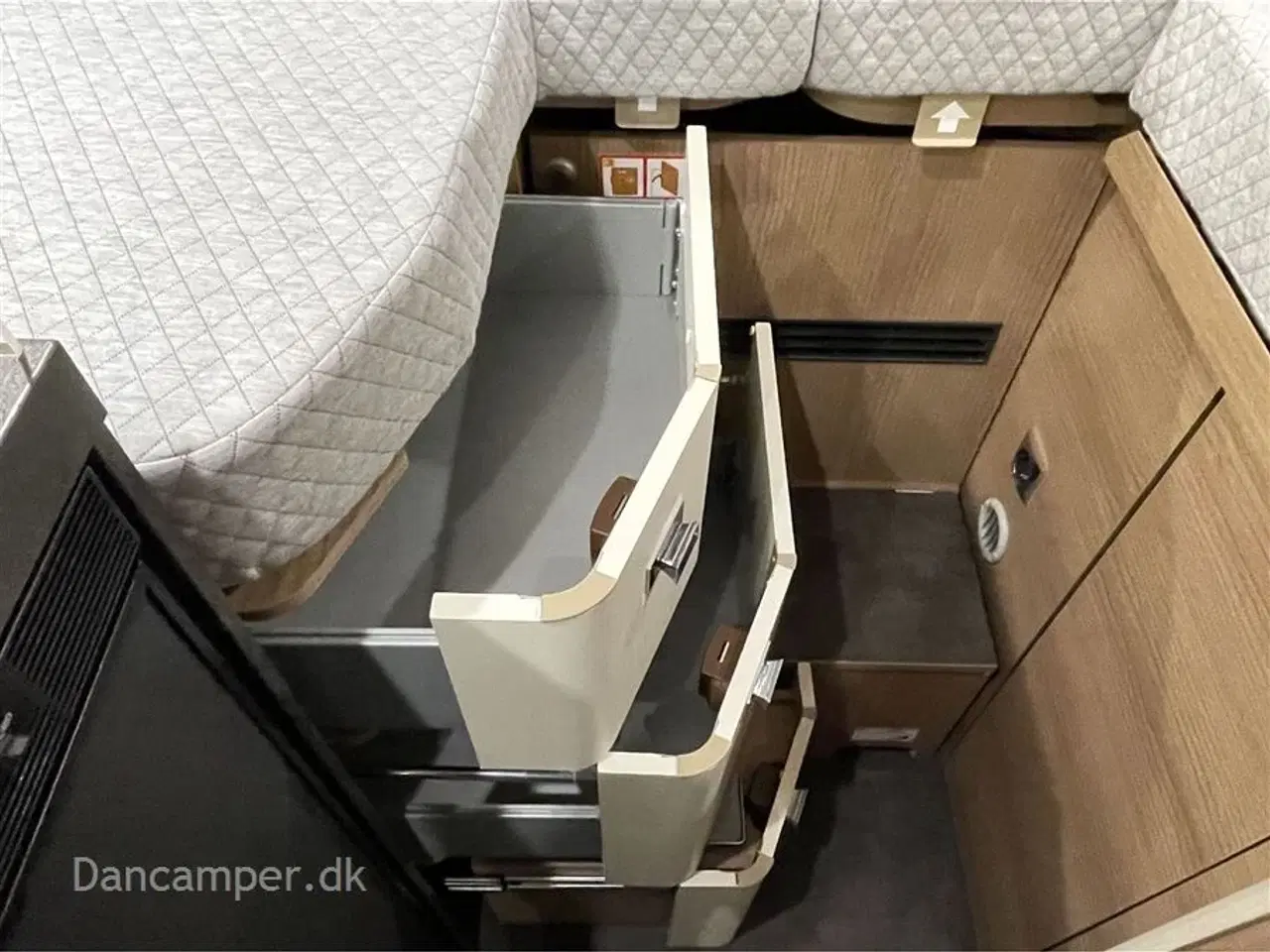 Billede 30 - 2025 - Carthago Van Genius 641 LE MB   GENIAL Carthago Van Genius 641 LE 170 Hk - 9 trin G-Tronic automatgear