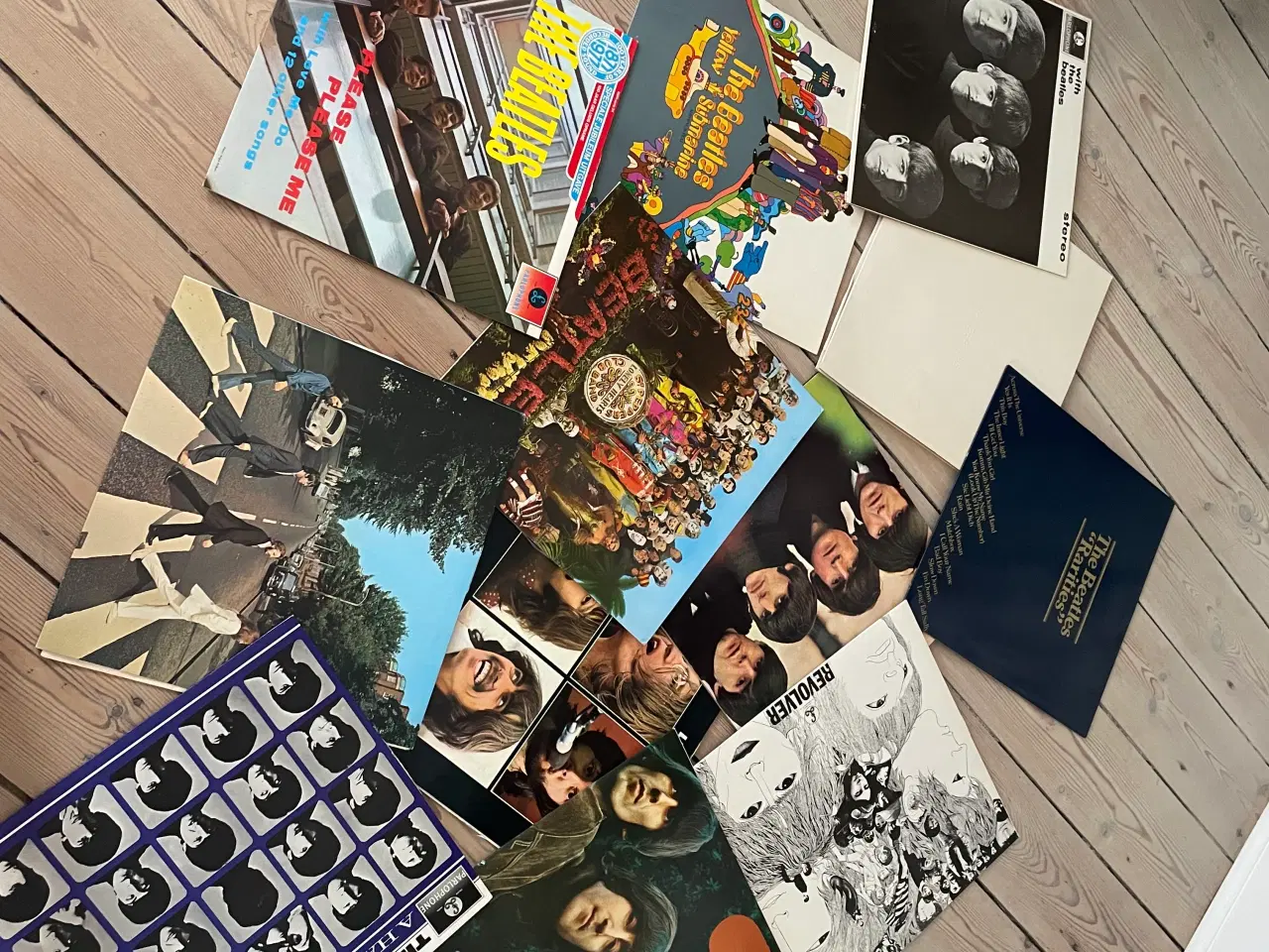 Billede 1 - LP plader 12 stk Beatles - sælges samlet