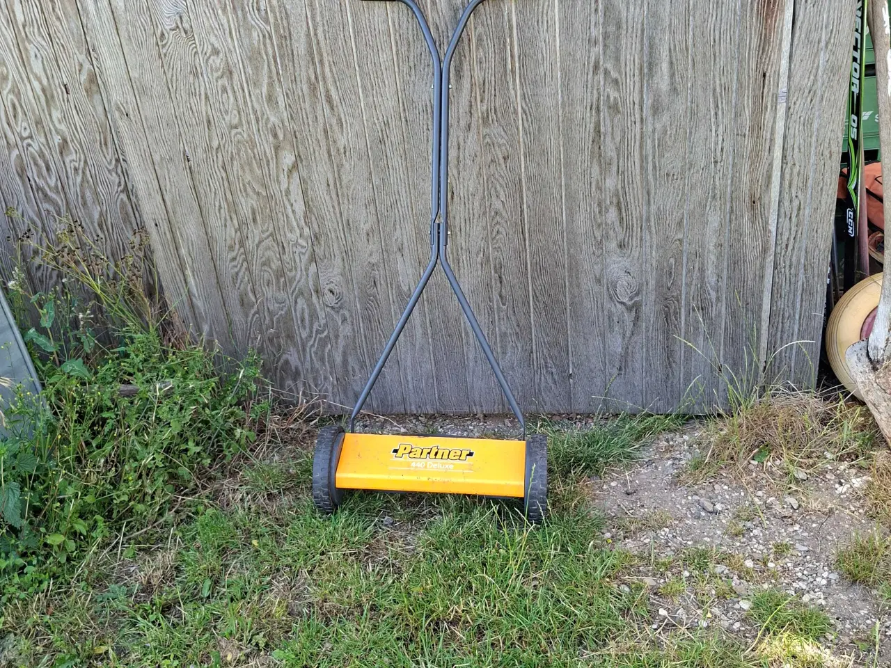Billede 1 - Partner plæneklipper 