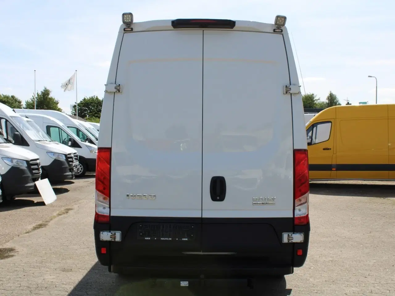 Billede 10 - Iveco Daily 2,3 35S16 12m³ Van AG8