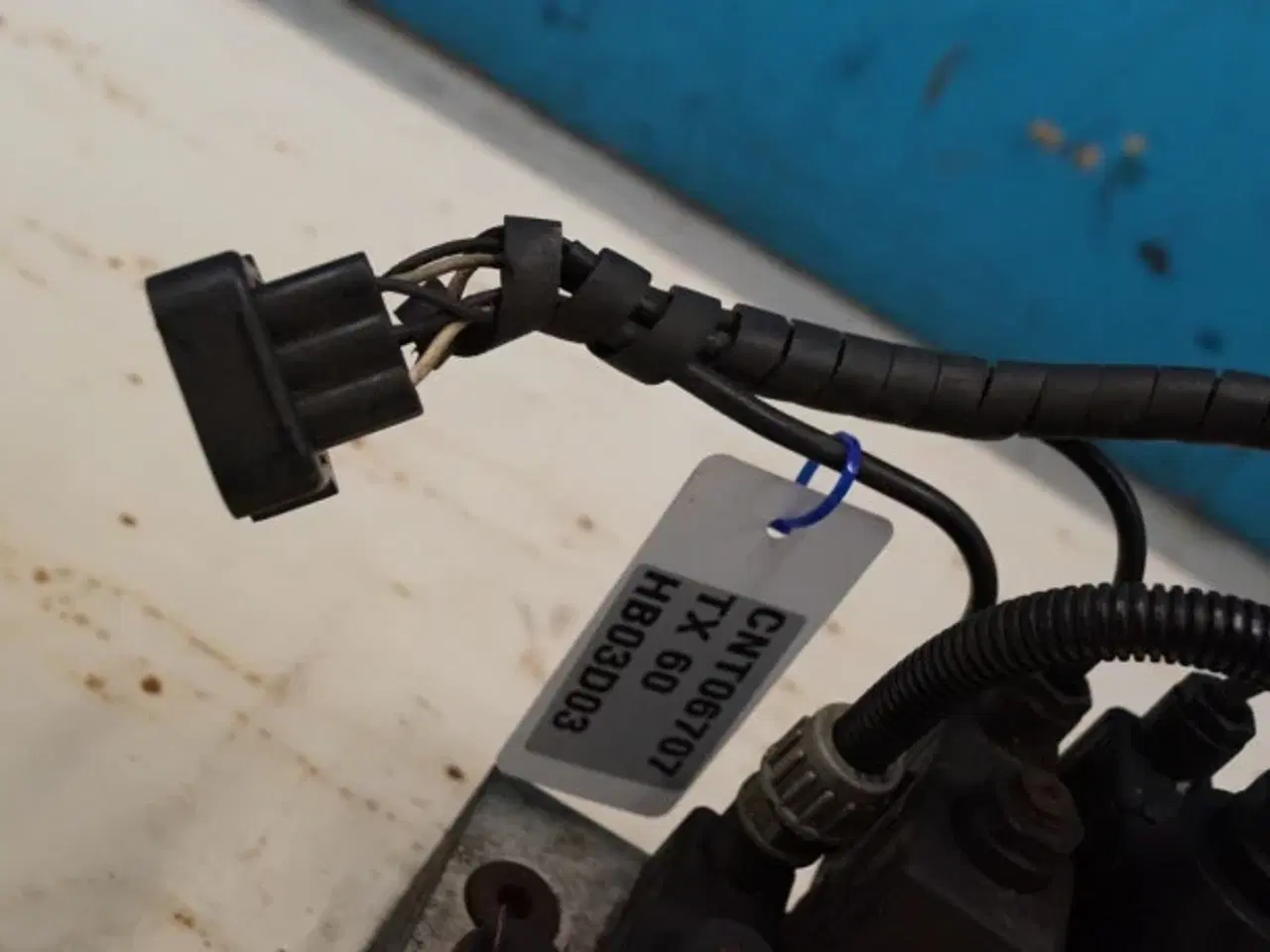 Billede 8 - New Holland FX60 Hydraulikventil 84037241