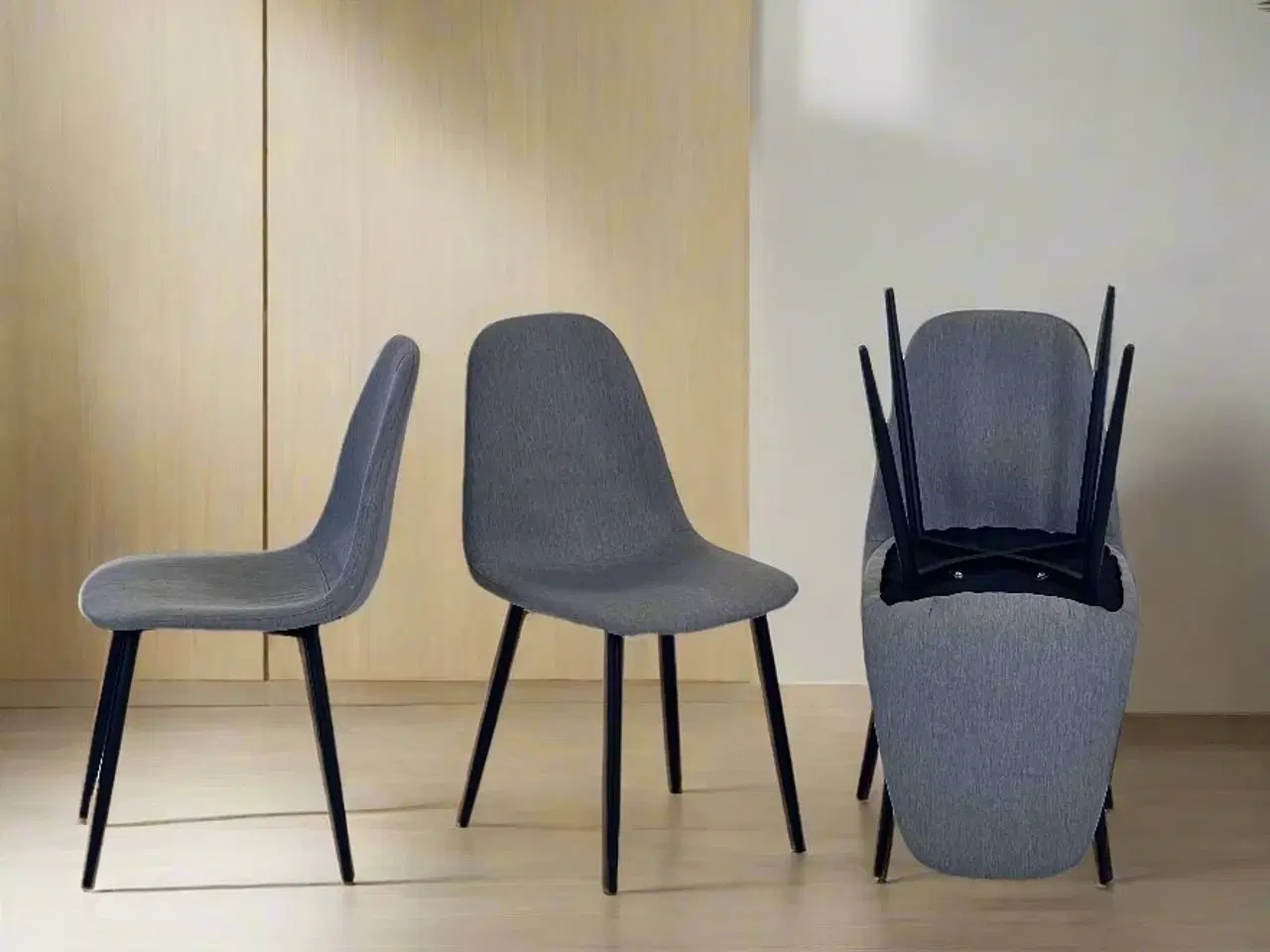 Billede 2 - Sæt af 4 spisebordsstole