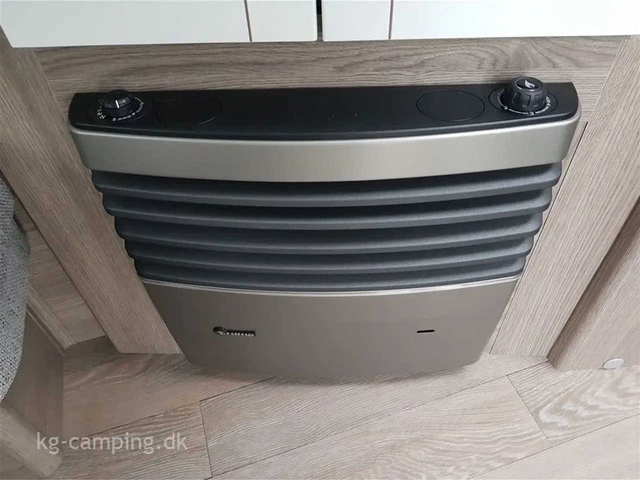 Billede 13 - 2024 - Hobby On Tour 460 DL TILBUD nedsat med kr. 7.245,- | Populær rejsevogn med enkeltsenge. Kan opvejes til 1500 KG.