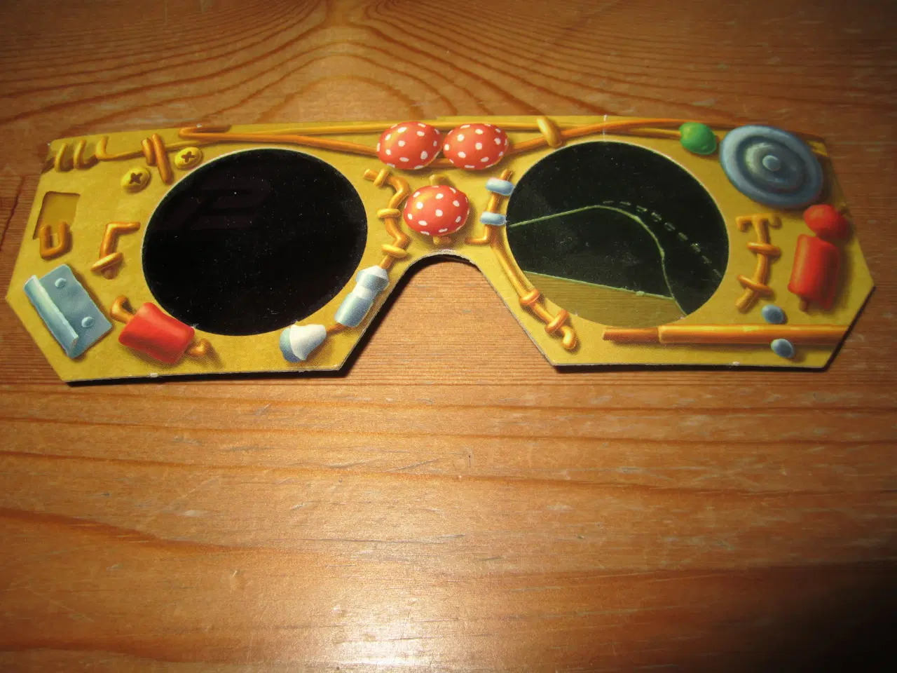 Billede 1 - PYRUS. 3-D BRILLER.
