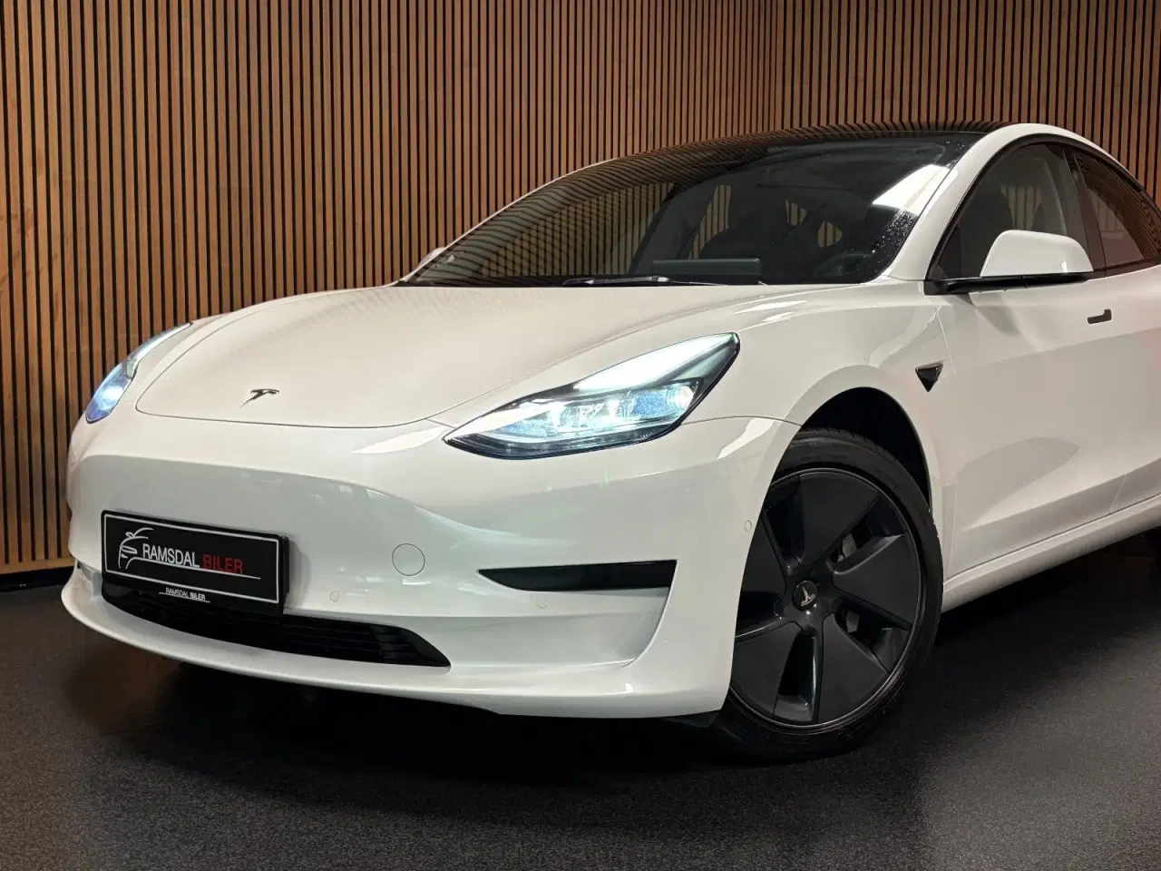 Billede 2 - Tesla Model 3  RWD