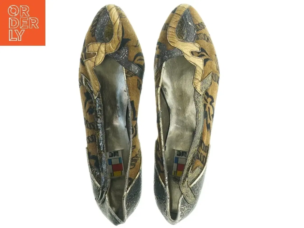 Billede 3 - Damesko i velour og lak (str. 39,5)