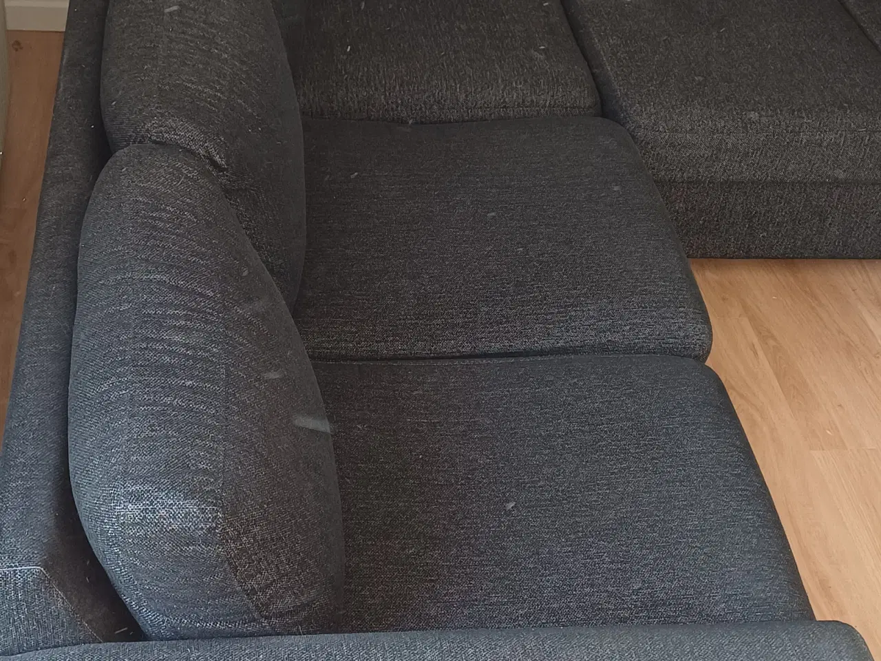 Billede 3 - Flot og velholdt stor hjørnesofa