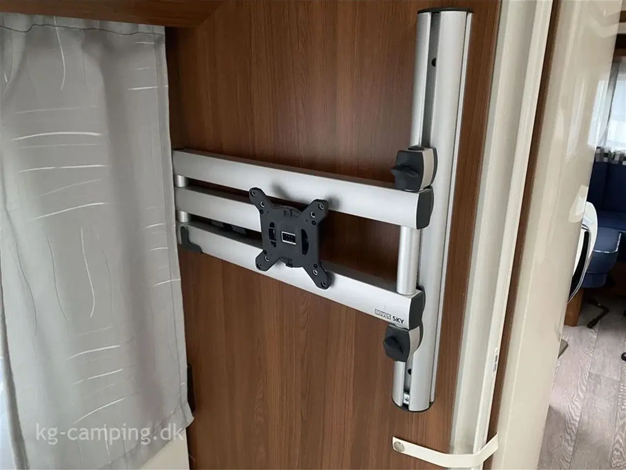 Billede 13 - 2018 - Hobby Excellent 495 UL Enkeltsengsvogn med udtræk