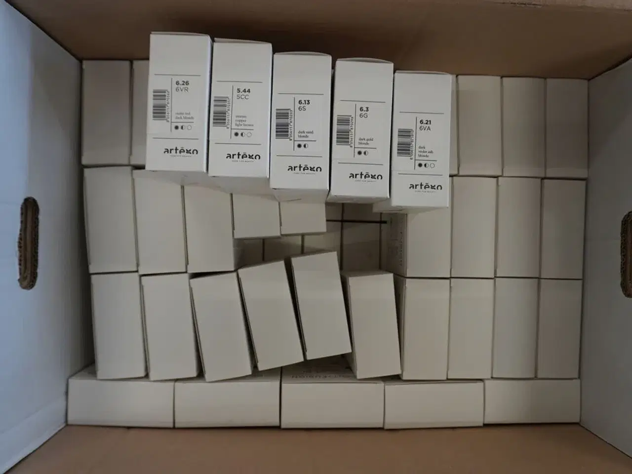 Billede 3 - Kasse med hårfarve, Artego BeautyFusion 100ml