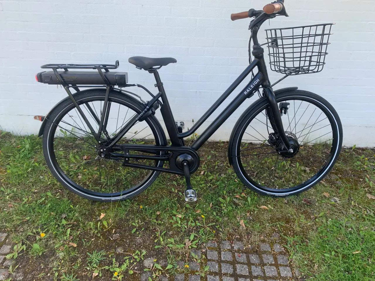 Billede 3 - Flot Raleigh sussex e1 dame elcykel
