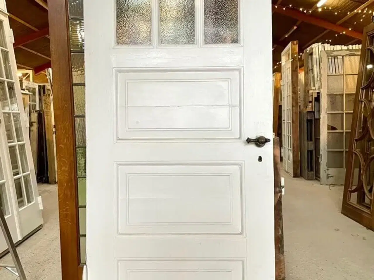 Billede 1 - Klassisk facadedør u. karm, m. glasparti