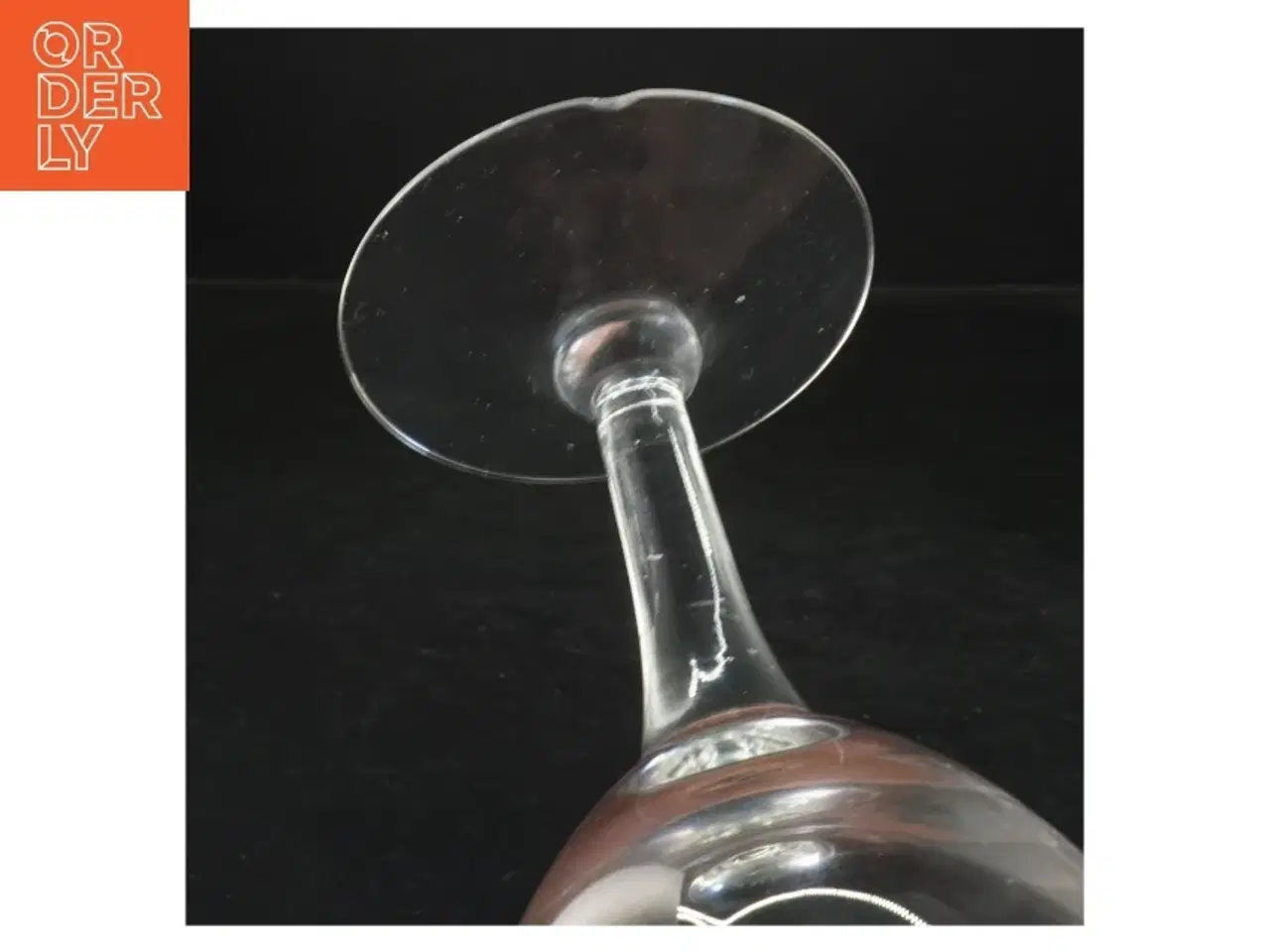 Billede 3 - Sæt af seks vinglas (str. 13 cm)