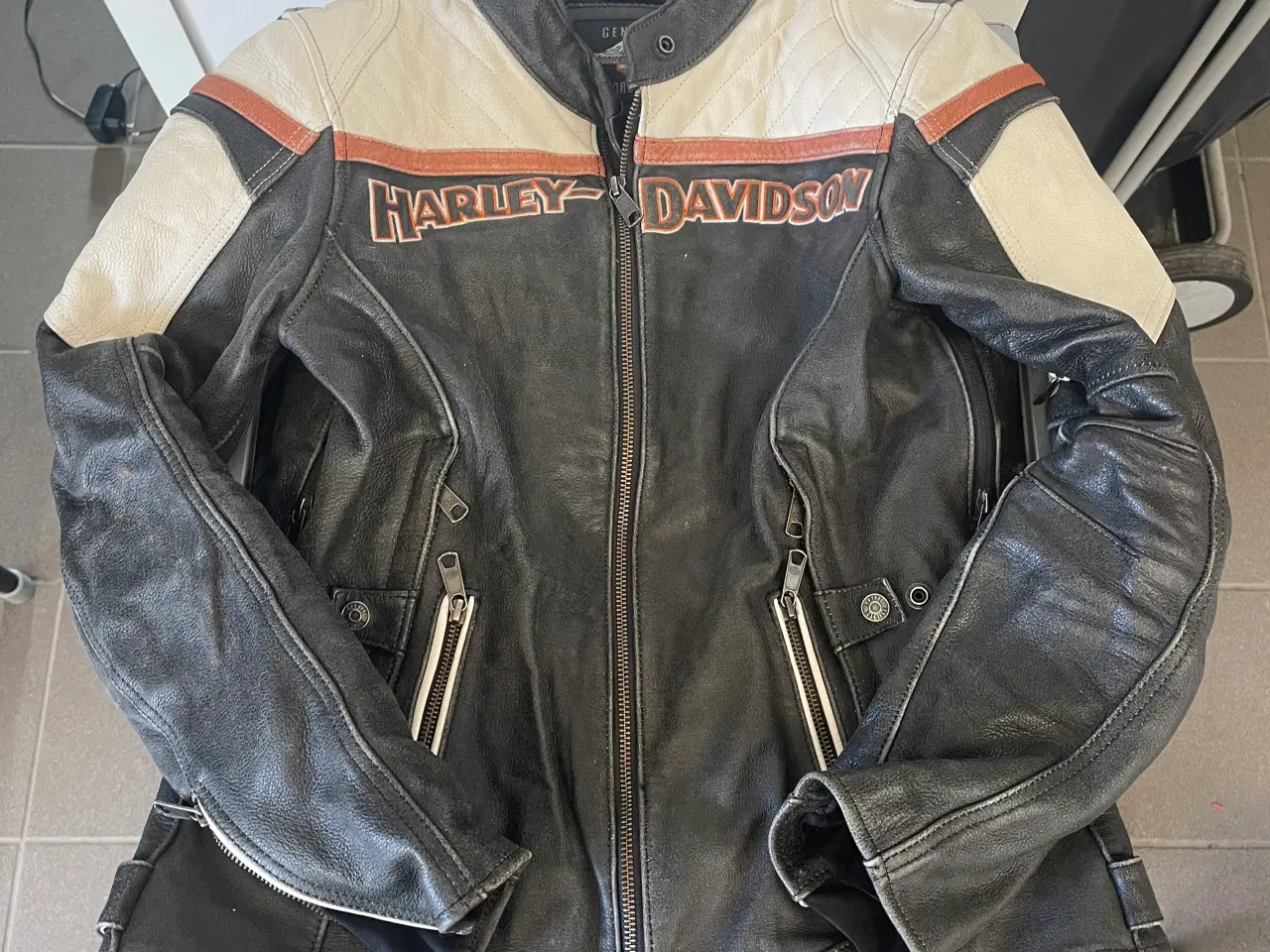 Billede 1 - Harley Davidson dame læder jakke S/M